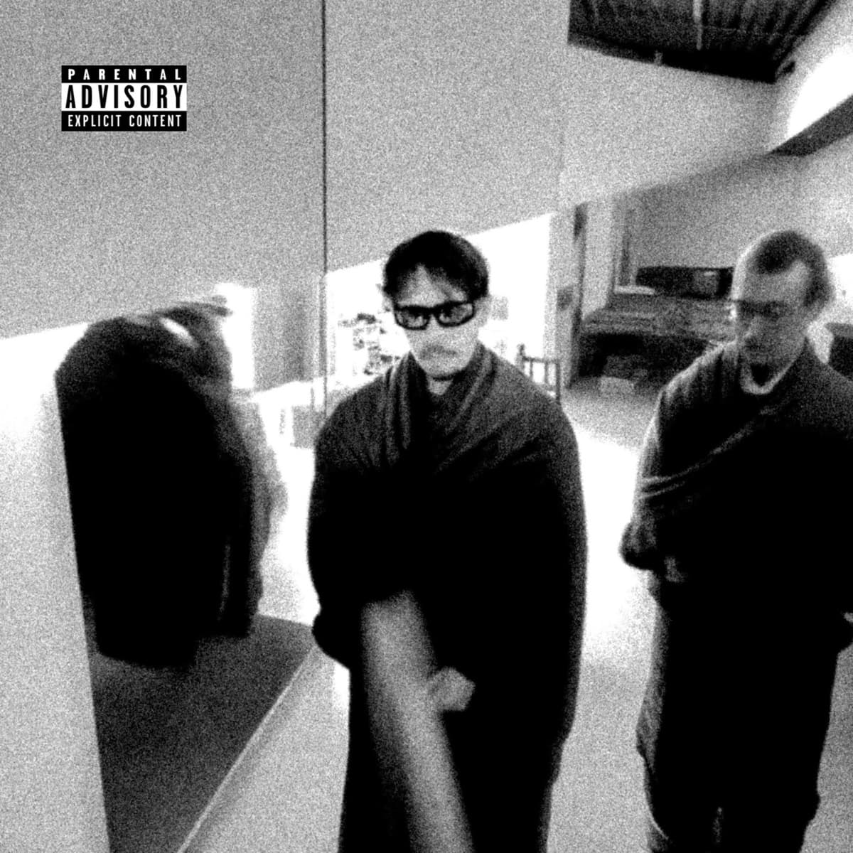 Portada del álbum 3X de XRTZY.